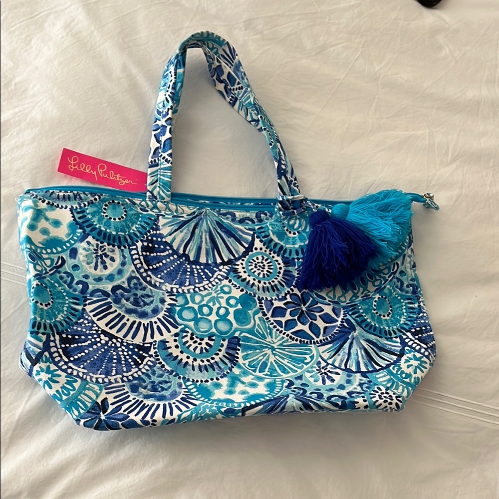 Lilly Pulitzer Blue Palm Beach Zip Tote